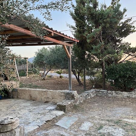 Aletraki -Off-Grid Retreat Above Heraklion, Peaceful Views Archanes Bagian luar foto