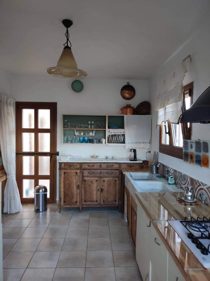 Aletraki -Off-Grid Retreat Above Heraklion, Peaceful Views Archanes Bagian luar foto