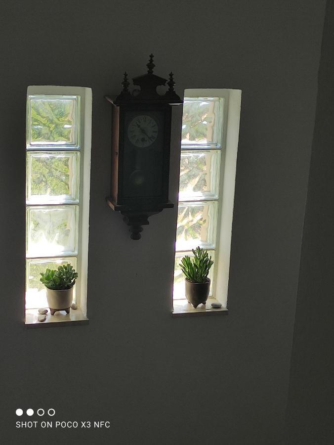 Aletraki -Off-Grid Retreat Above Heraklion, Peaceful Views Archanes Bagian luar foto