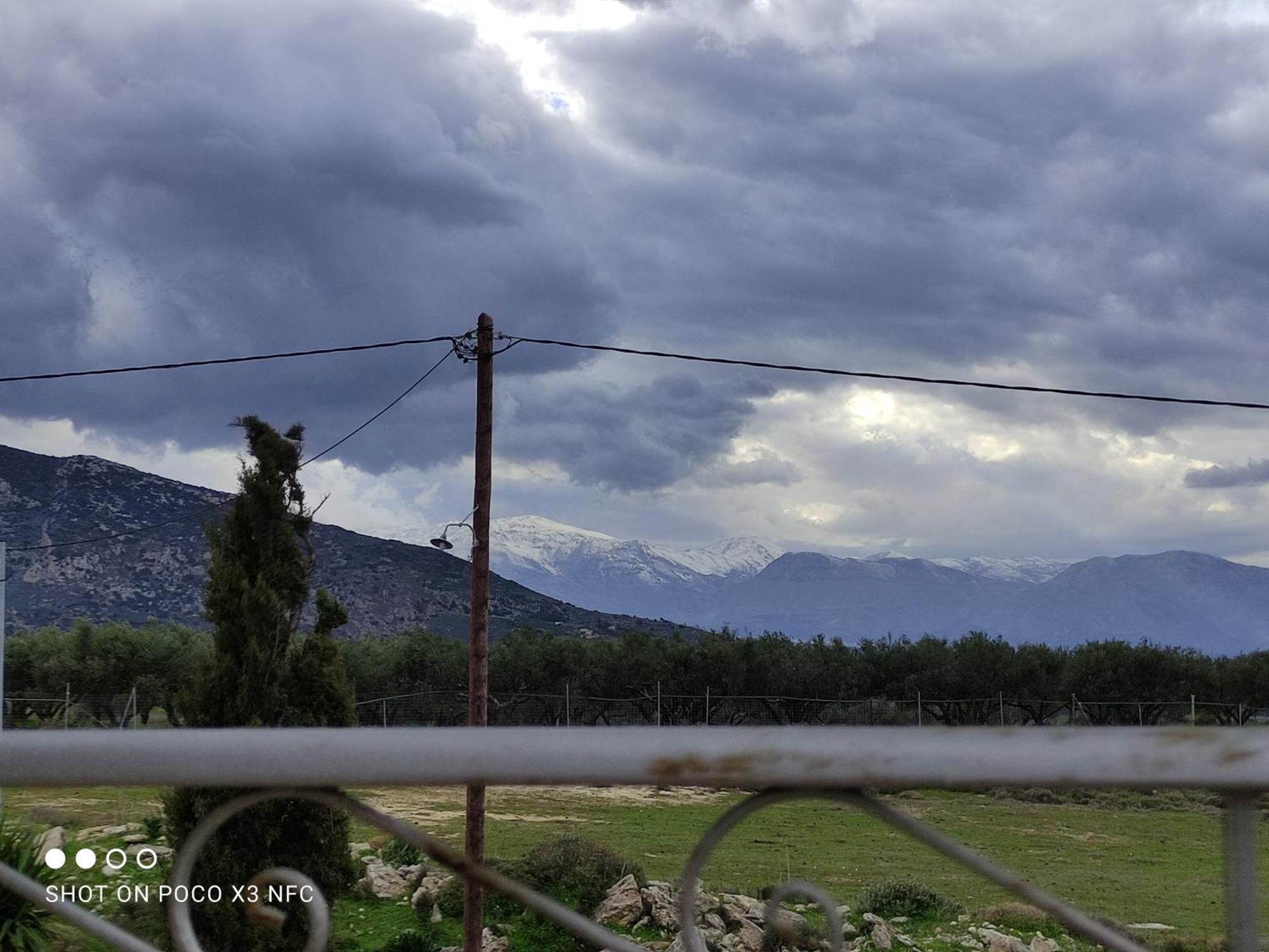 Aletraki -Off-Grid Retreat Above Heraklion, Peaceful Views Archanes Bagian luar foto