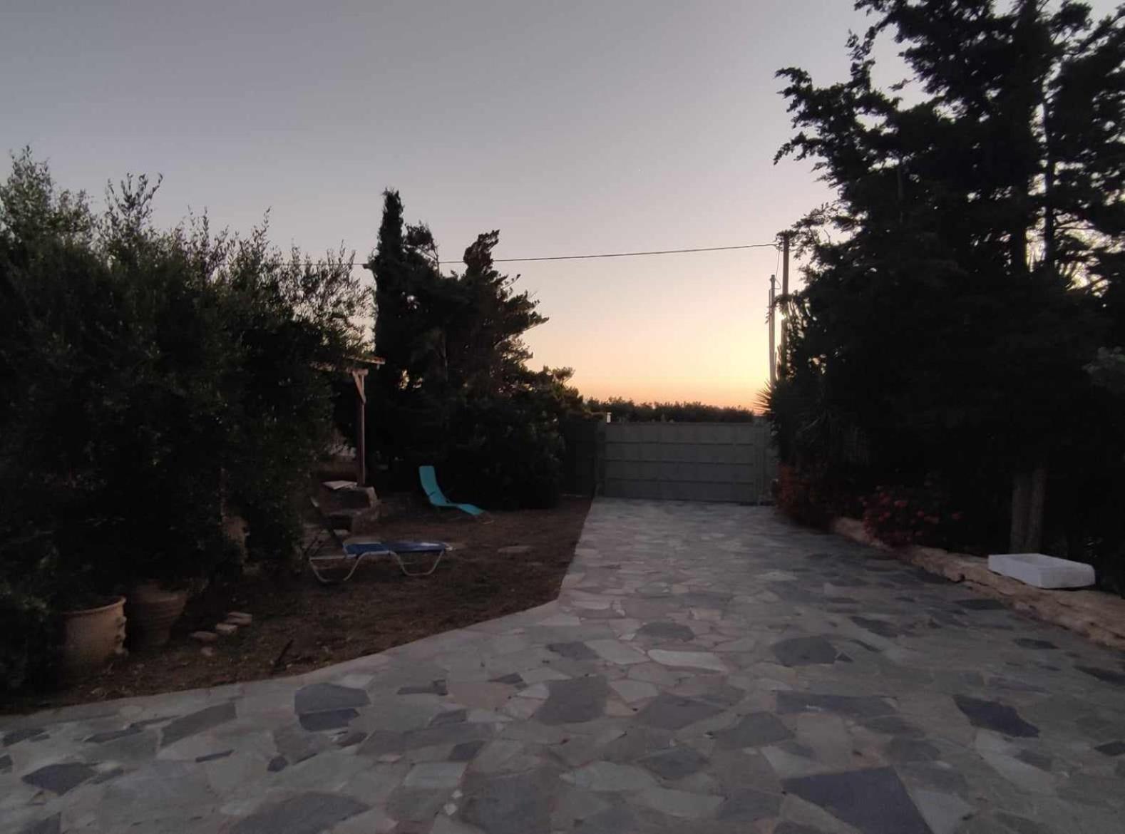 Aletraki -Off-Grid Retreat Above Heraklion, Peaceful Views Archanes Bagian luar foto